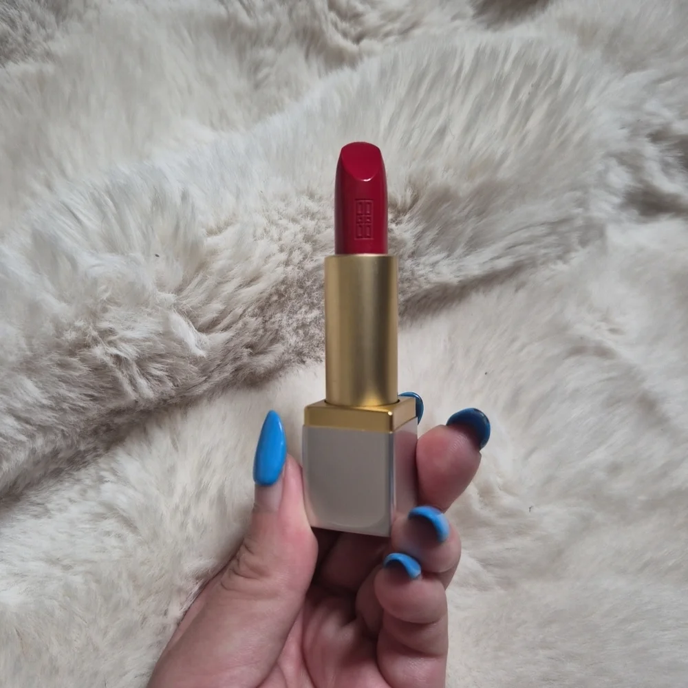 Beauty Bundle Elizabeth Arden Lip Balm Red Door Red Lipstick Mascara Makeup Lot